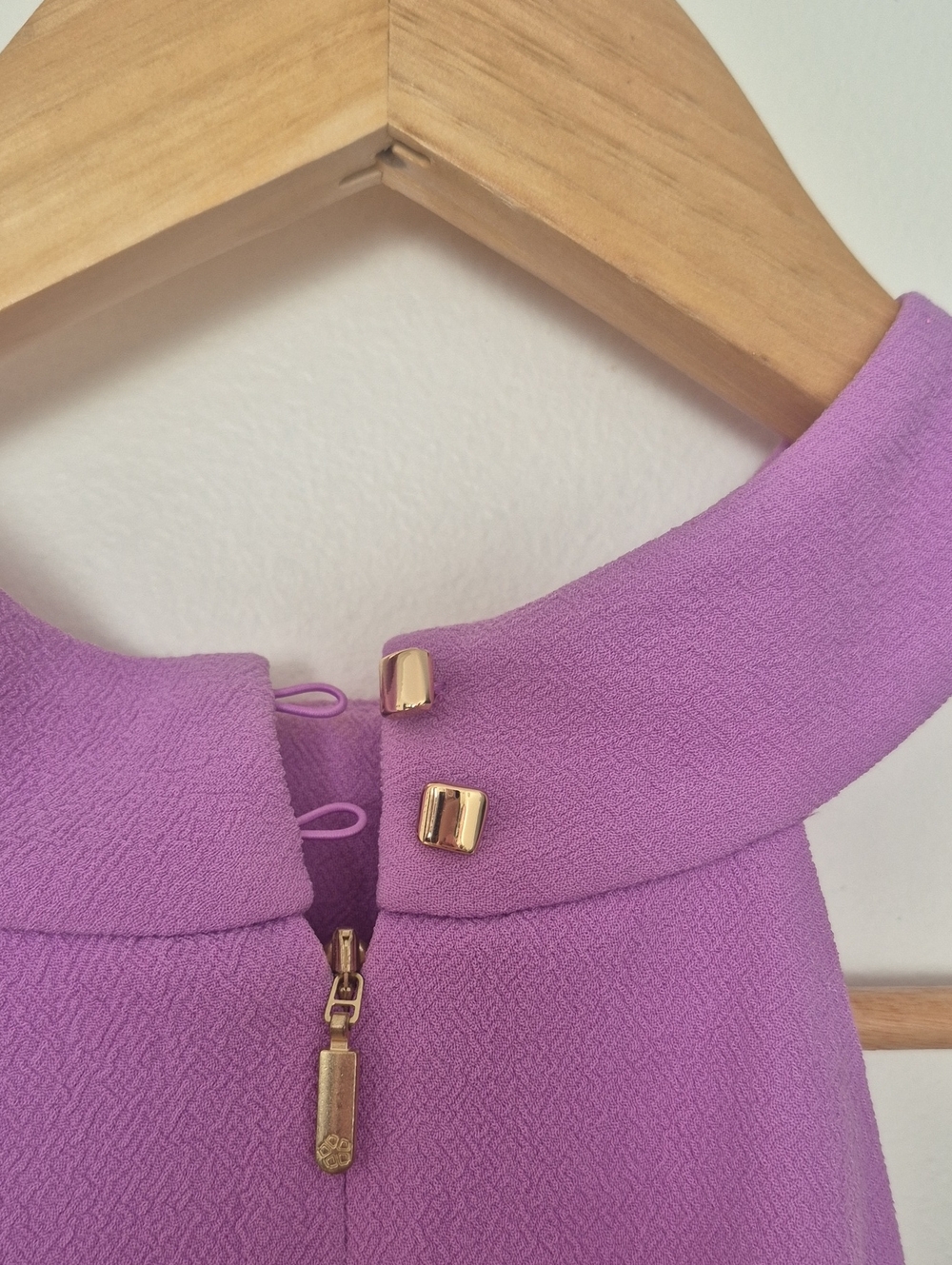 Trina Turk NWT Lavender Halter Pleated Shift Mini Dress Cocktail Wedding Size 2 - Picture 5 of 9